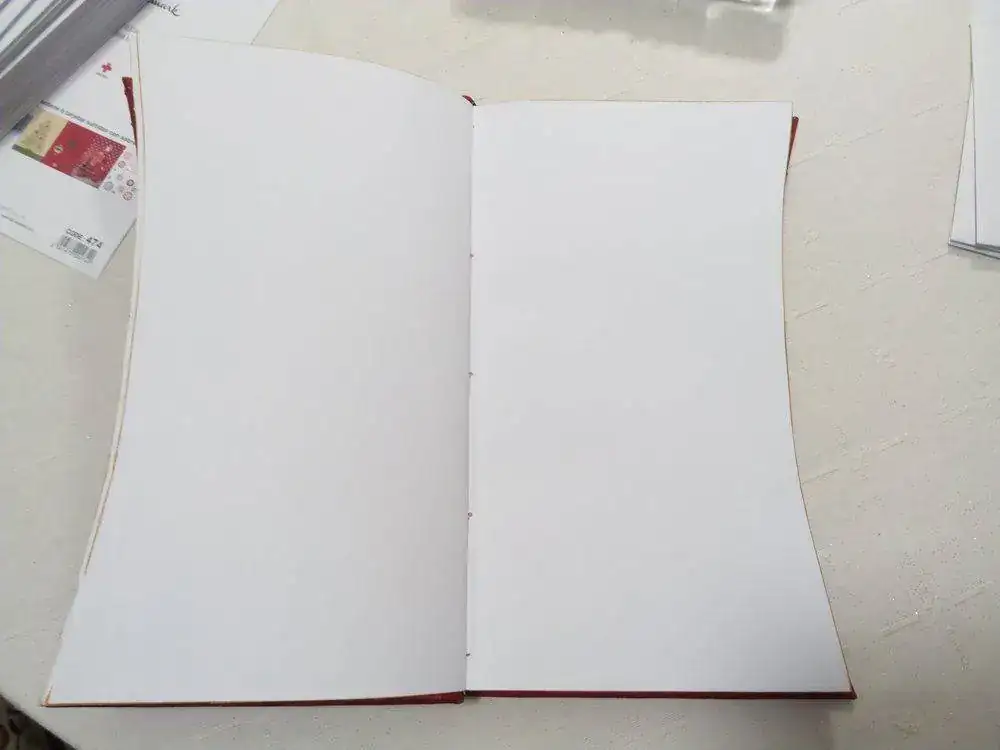 Cuaderno Sahara - Cuaderno abierto - Cuaderno Sahara - cuaderno abierto. hojas blancas