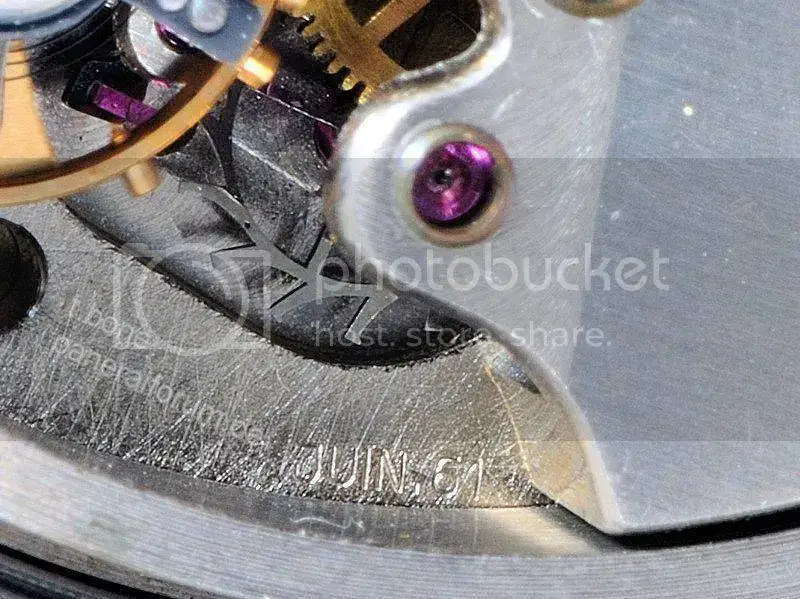 6152-1-Angelus-Detail-01.webp