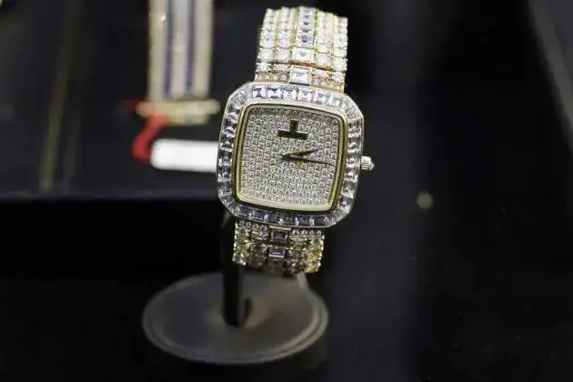 6195_GM1EA7Q09IT01_RTRMADP_3_PERU-MONTESINOS-JOYAS.webp
