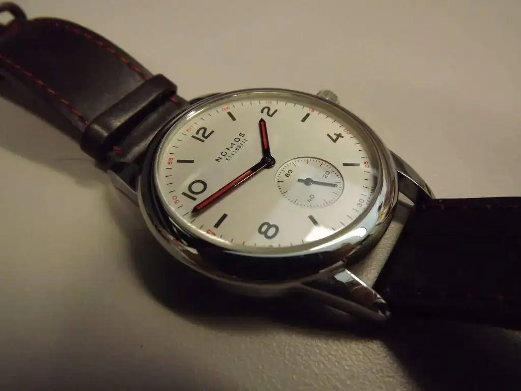 62-nomos-club-datum-automat-size-question-dscf1090.webp