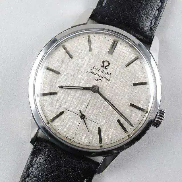 62-steel-vintage-wristwatch-circa-1962-wwos30w-V01.webp