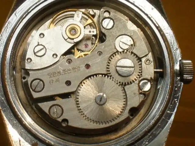 63-moranbong-north-korea-watch-movement-characters.webp