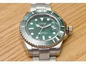 63_tisell-automatic-diver-watch-green-40-mm.webp