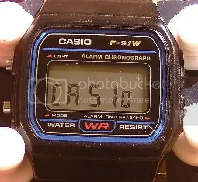651px-Casio_F-91_Module_593_Display.webp