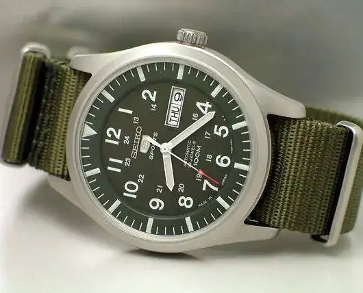 669c3f958b81f2eacadaeaa271--seiko--military-j-crew.webp