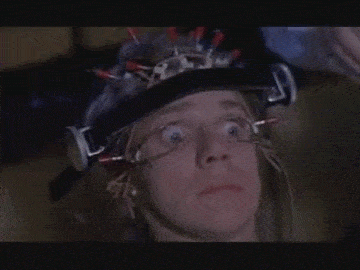 7-brillantes-referencias-a-Stanley-Kubrick-en-Los-Simpson-4.gif