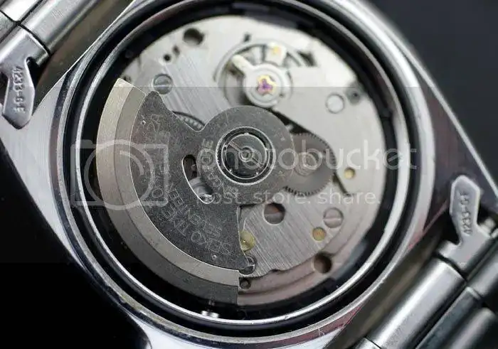 7002Movement.webp