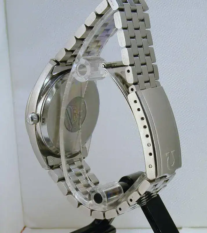 751 025.webp