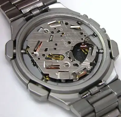 7a10-titan-chronograph-von-1990-seiko-7t42-7a10-05.webp