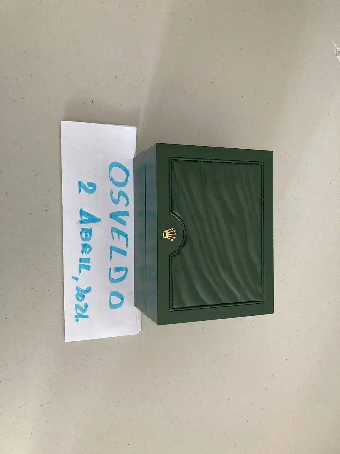8-GREEN BOX.webp