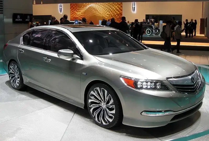 800px-2013_Acura_RLX_concept_--_2012_NYIAS.webp