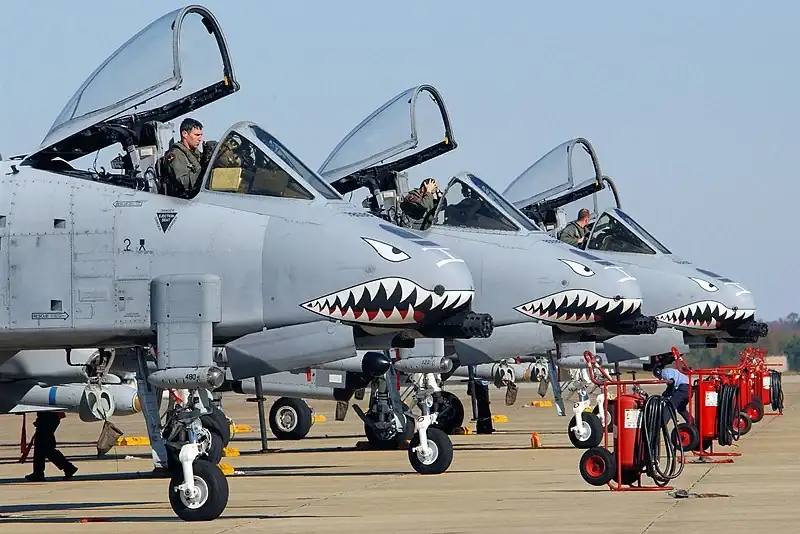 800px-Flying-Tiger-23fg-a10s-1.webp