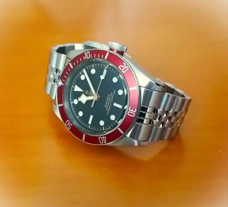 811wEuj.webp