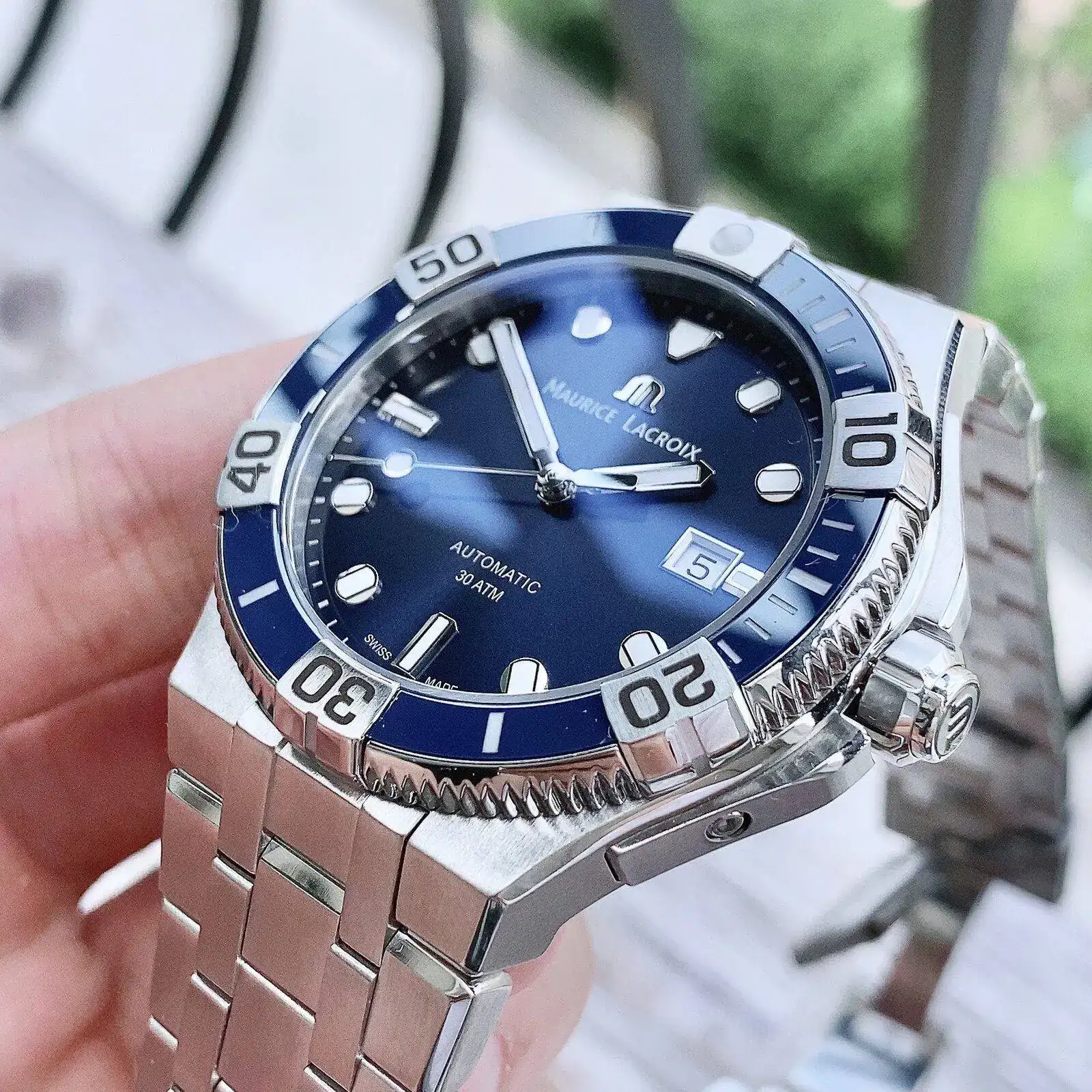 853FF592-0B38-4784-96FC-78ABAFD39882.webp