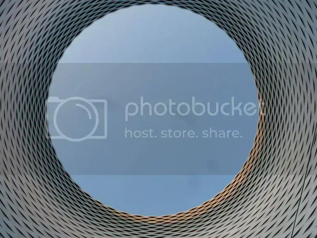 873-355FC03232EC-3198-0000054072D8F6DE_zps2210ed02.webp