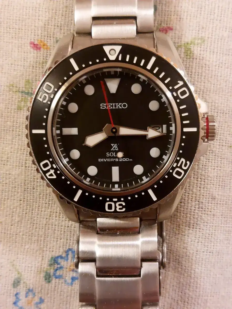8bKCn4K.webp