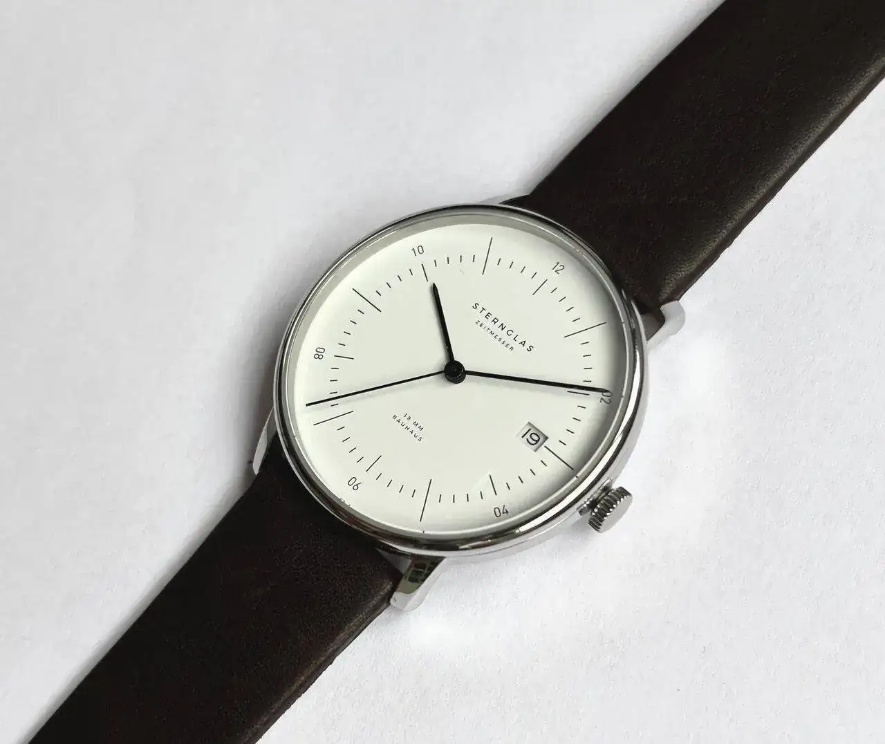 Montre Sternglas Naos 38mm Cadran Noir - Occasion Excellent état Sans Rayure