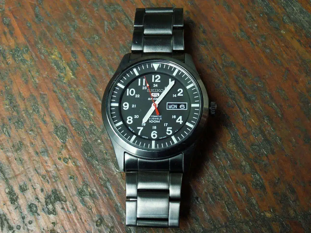8d1255971091-seiko-sports-military-snzg15-pict0006.webp