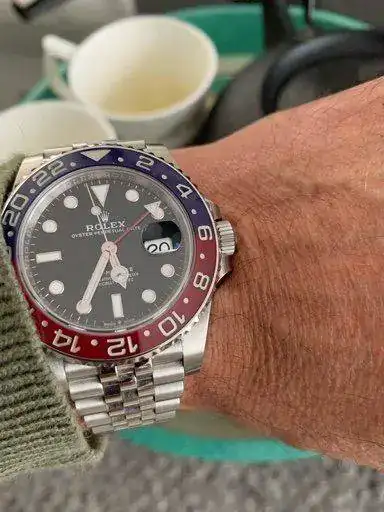 946e40c557e56c4e820410c082aa30a0.webp