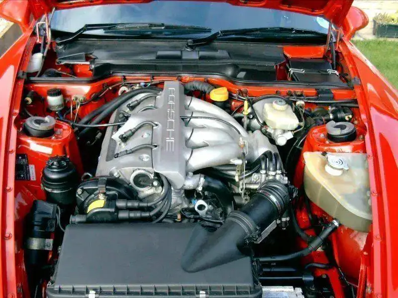 968_engine_bay_800.webp