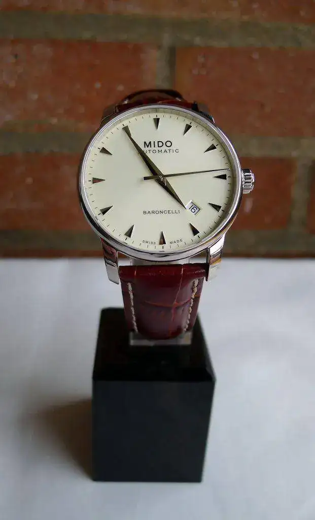 9860322-mido-dresswatch-baroncelli-ii-neu-l1010570.webp