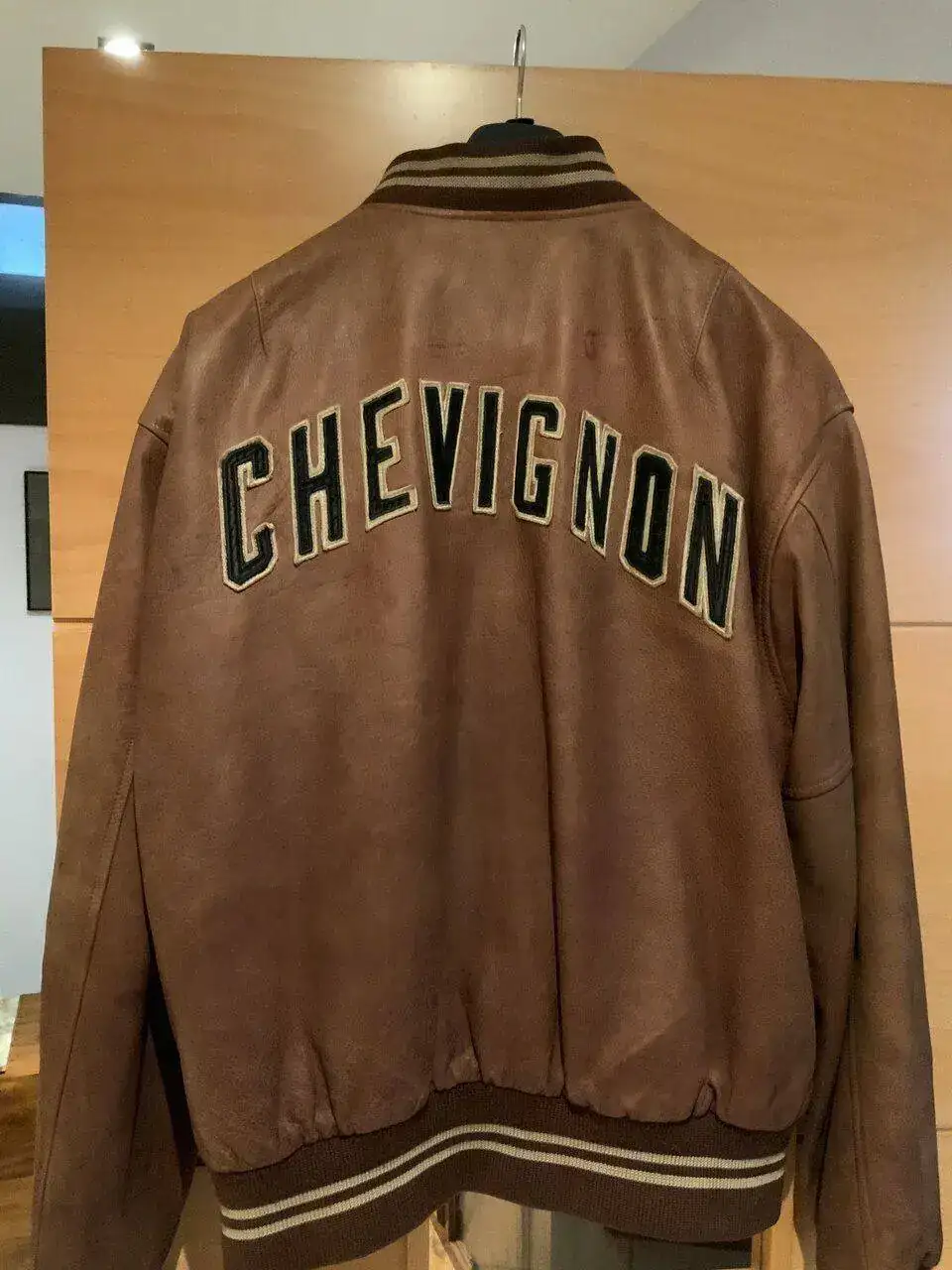 Chaqueta chevignon beisbolera sale