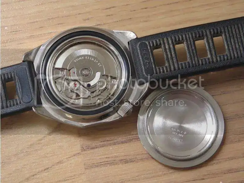 9fsvintagesqualeautomatic50atmosbigsize43mmsquale4.webp