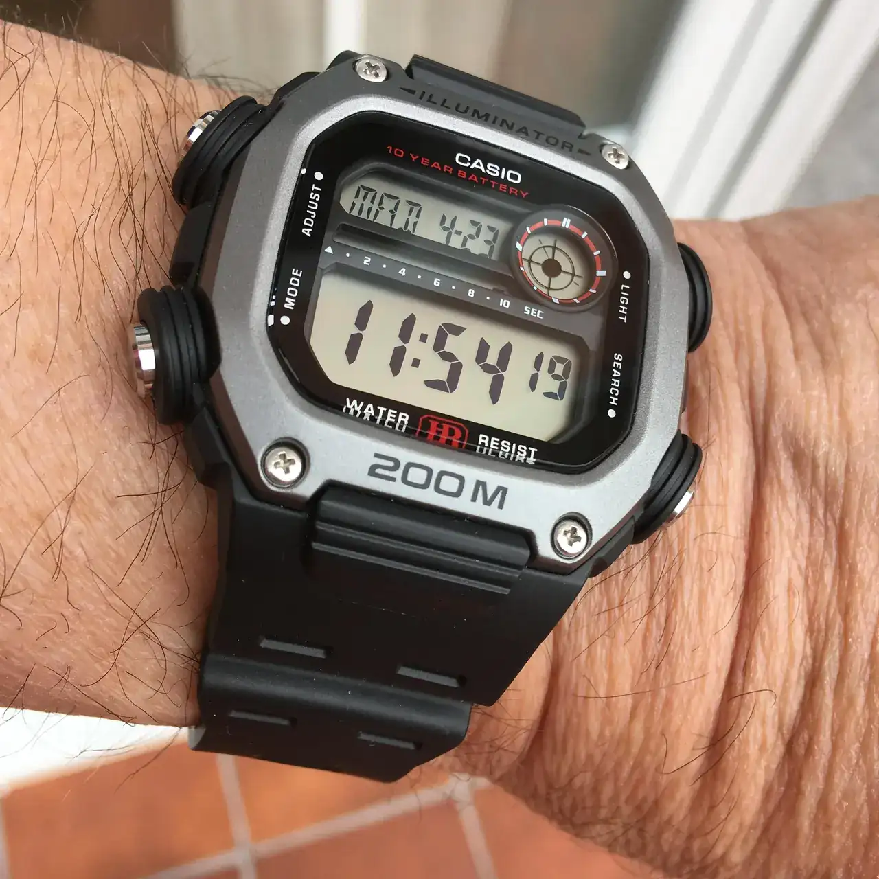 9PxdYz4.webp