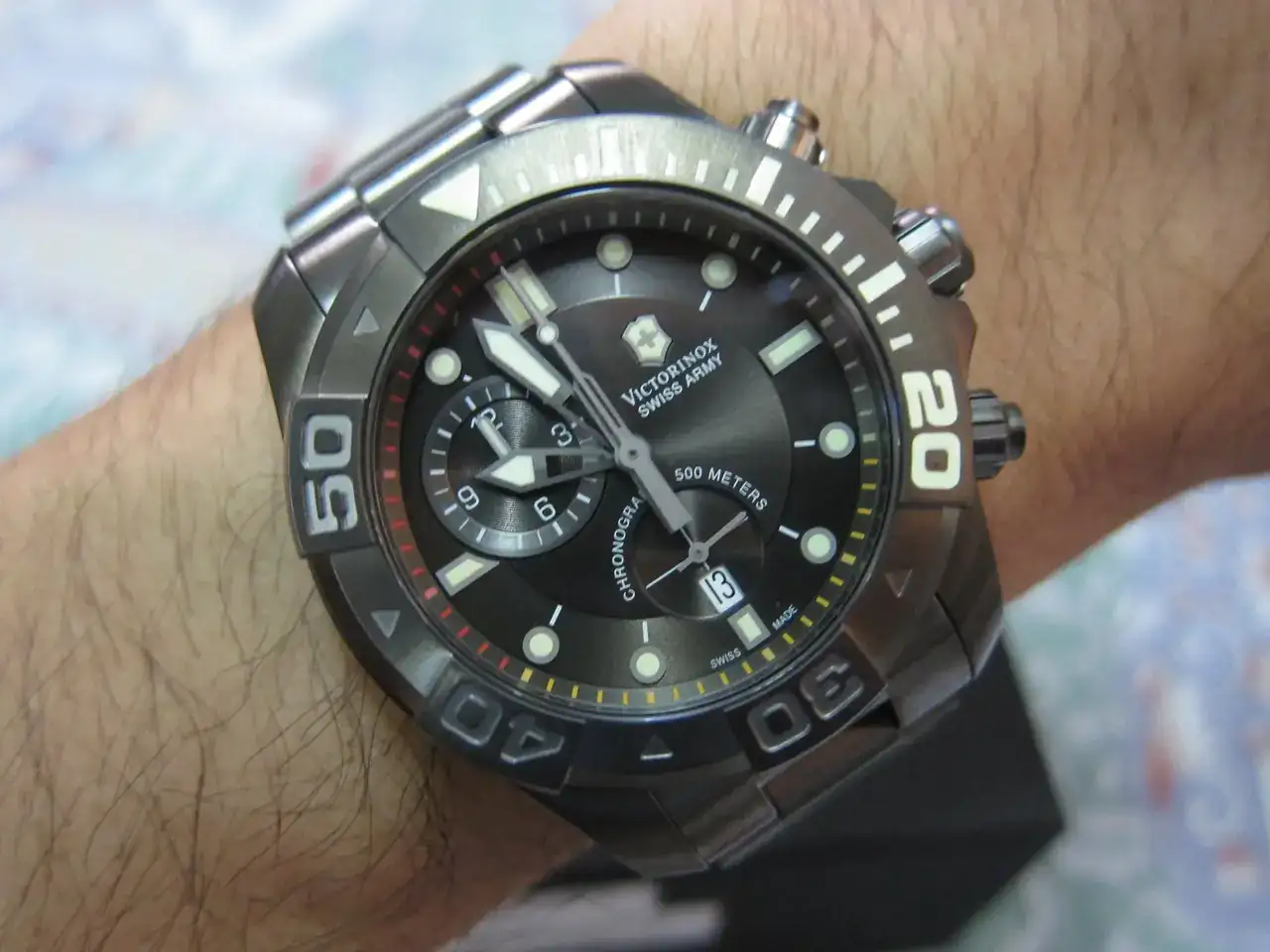 _241424_Dive_Master_500_Chrono_Black_Dial_Watch-16.webp