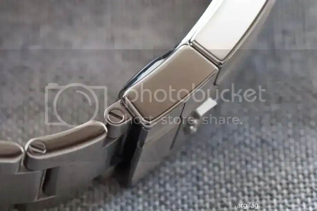 _DSC0413Custom.webp