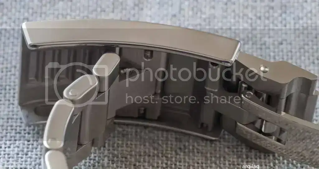 _DSC0433Custom.webp