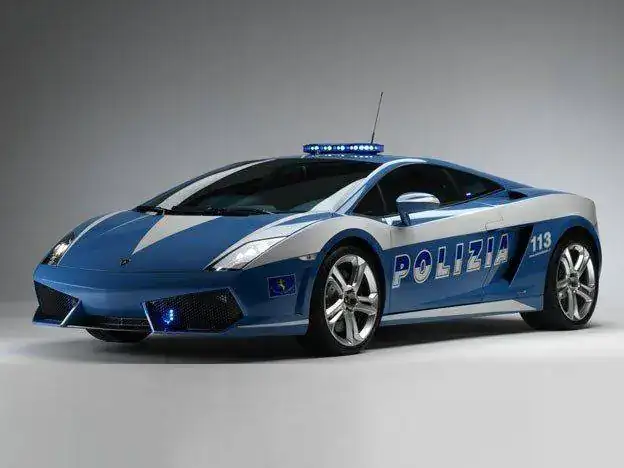 -_lamborghini_policia.webp