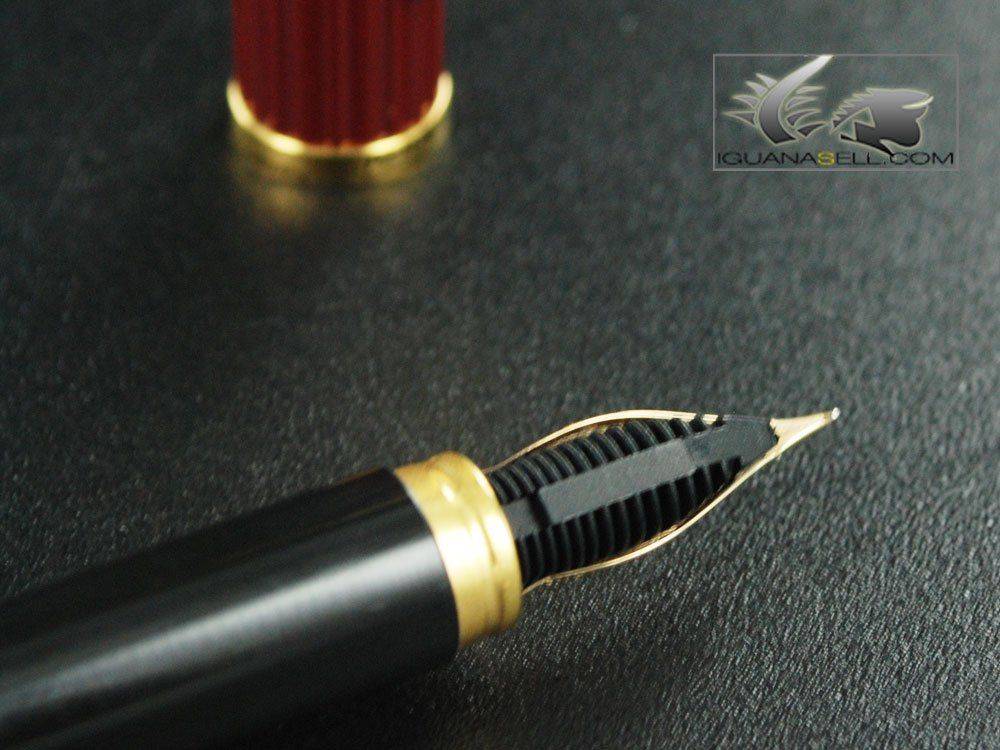 a-Fountain-Pen-Kona-Red-Lacquer-and-Gold-New-642-6.jpg