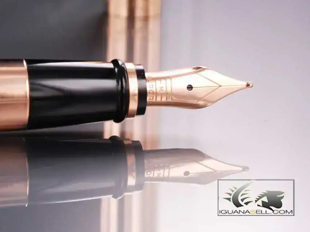 a-TU-Fountain-Pen-Black-Resin-&-Rose-Gold-T11CPN-5.webp