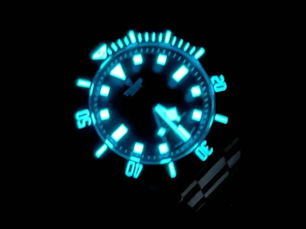 A5A775CB-D7A2-4C74-82E1-980BA6CC3E8A.webp