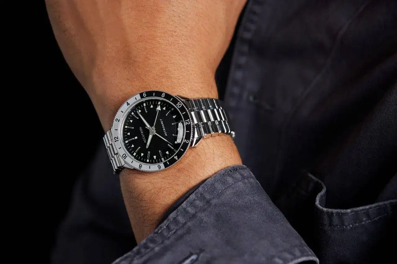Accutron_Astronaut_Wrist_115_JG.jpeg