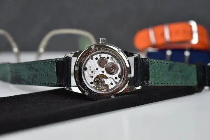 ACE-x-NOMOS-Glashutte-Club-36-Limited-Edition-hands-on-7-720x480.jpg