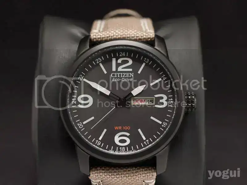 acitizenBM8476-23E013.webp