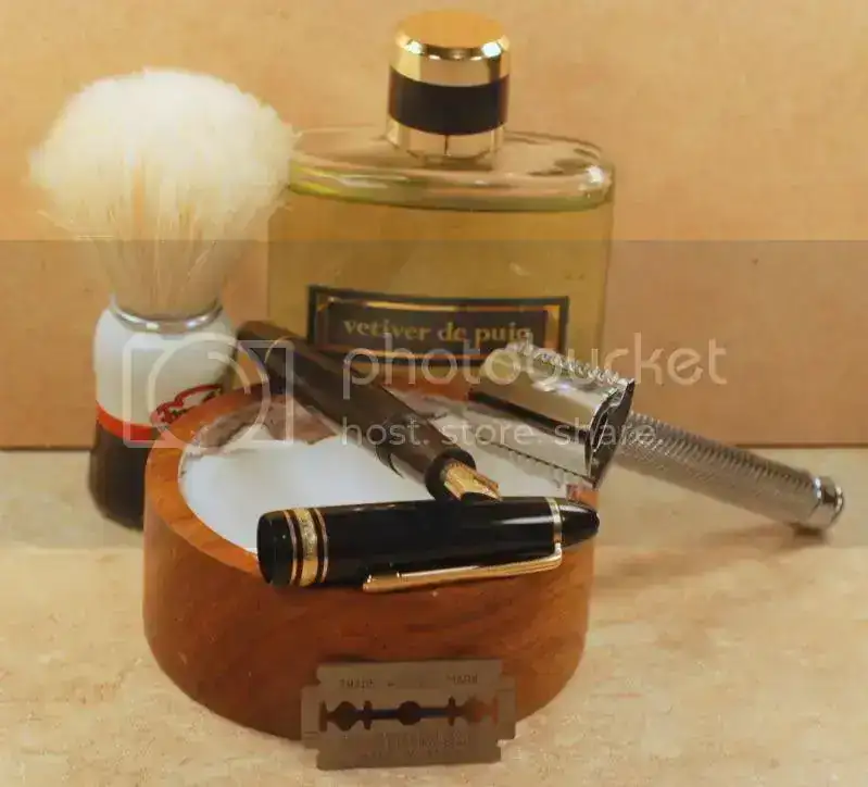 AD2010081202r1c2.webp