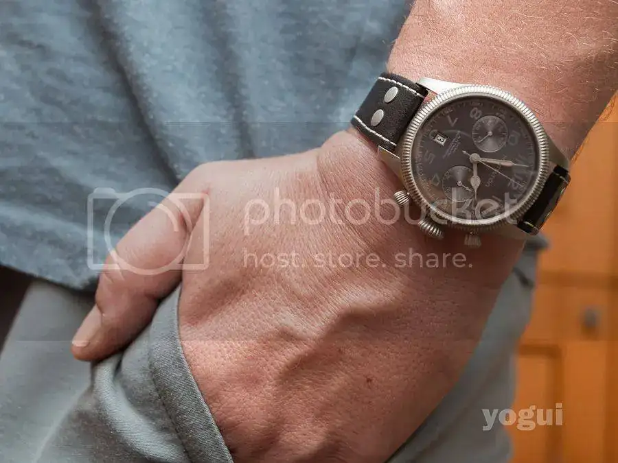 ahamiltonkhakipioneerautochronoH60416583016.webp