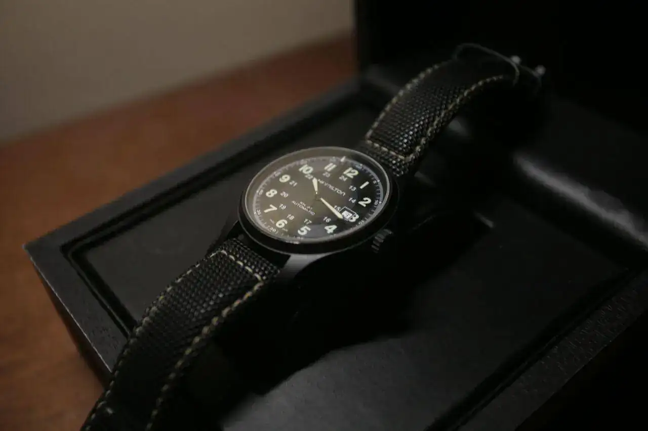 aki-field-titanium-automatic-$425-shipped-img_4811.webp
