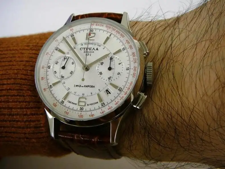 al-3017-chronograph-strela-white-ws-01-sm_post-jpg.webp