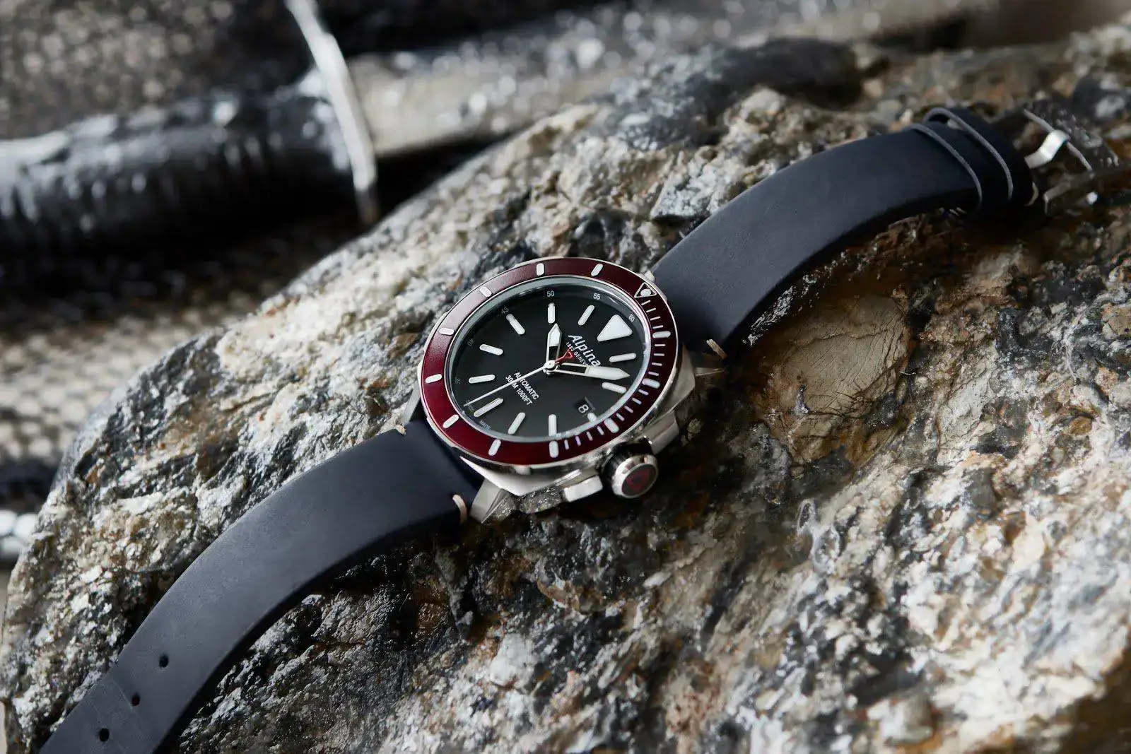 ALPINA%2BSeastrong%2BDiver%2B300%2BAUTO%2B11.webp