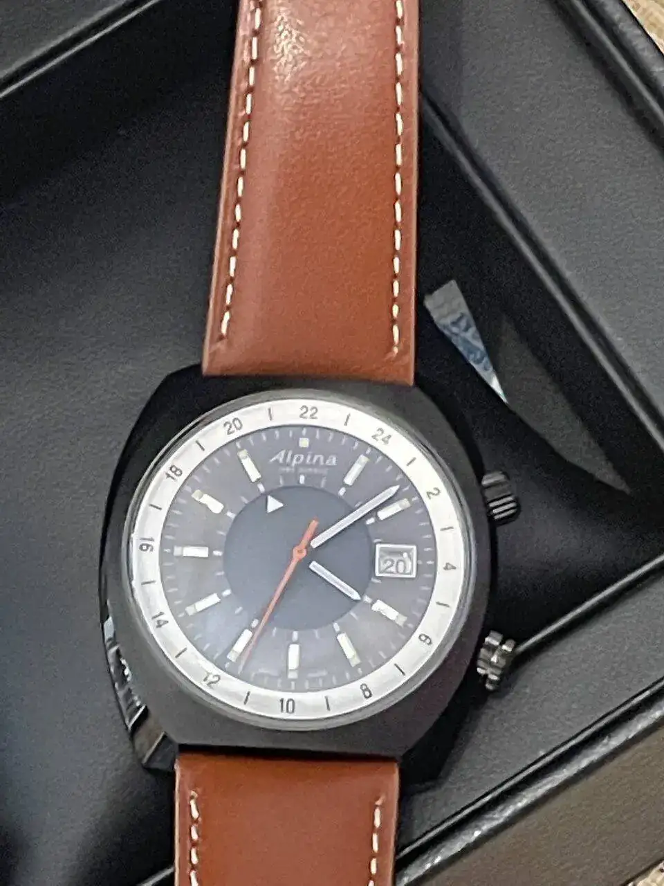 ALPINA NEGRO 4.webp