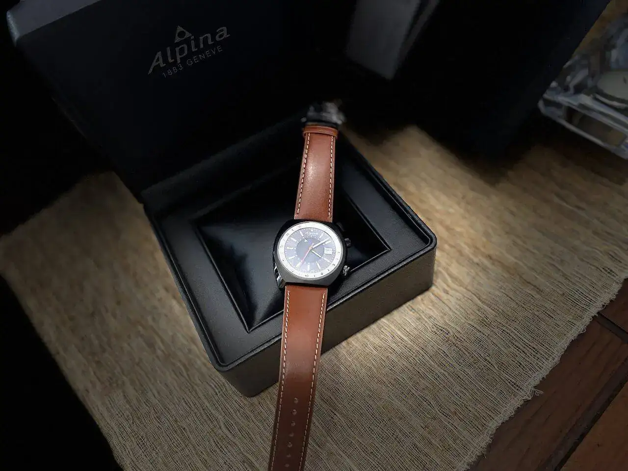 ALPINA NEGRO 6.webp