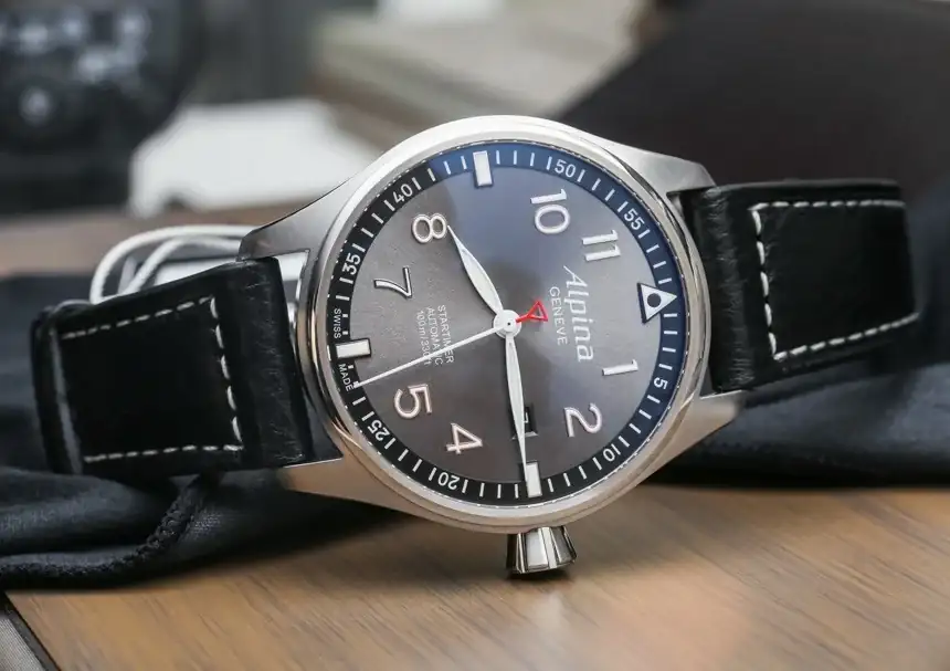 Alpina-Startimer-Pilot-Automatic-Watch-6.webp