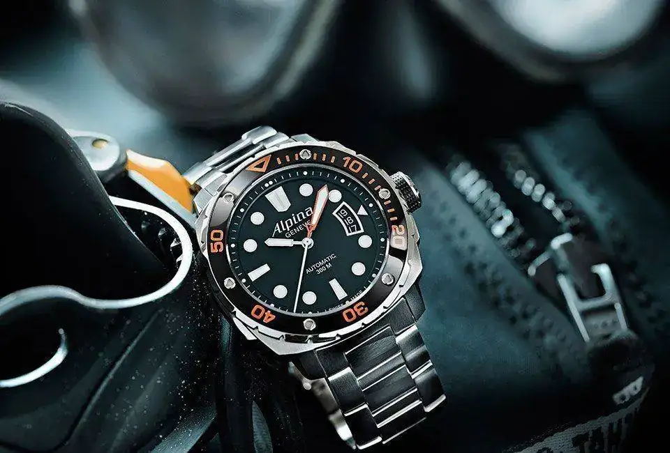 alpina_Geneve_Extreme_Diver_300_Orange_AL--525LBO4V26B_002_212_en.webp