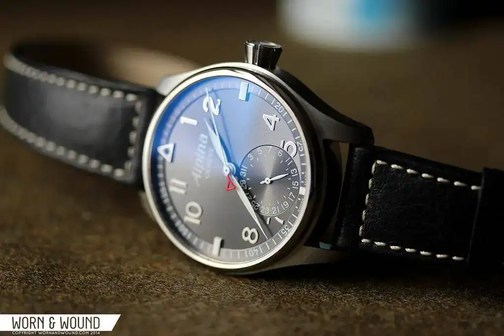 ALPINA_STARTIMER_PILOT_MANUFACTURE_DETAIL2.webp