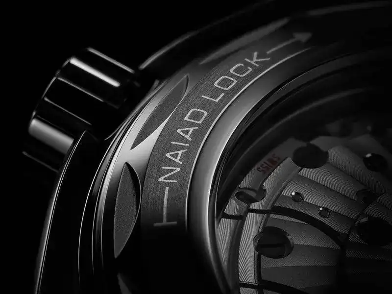 amaster%2BMaster%2BChronometer%2BDEEP%2BBLACK%2B04.webp