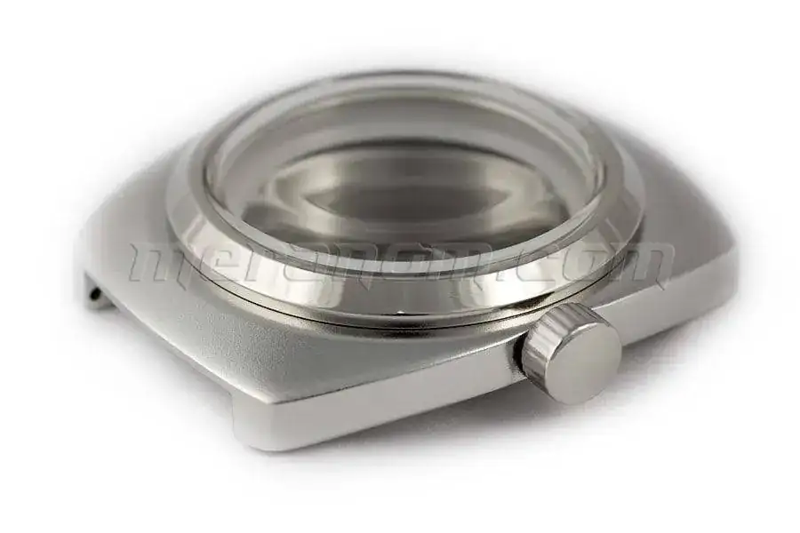 Amphibian-09-Clean-Bezel-max-900.webp